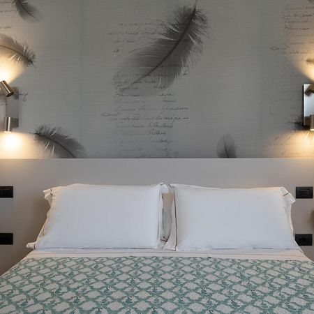Theodore Rooms San Teodoro  Exterior photo